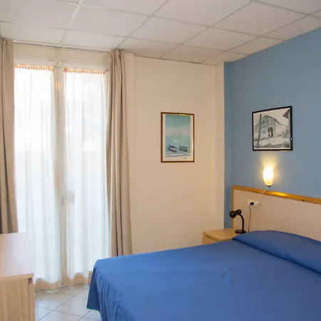 Szálloda Delle Mimose Diano Marina