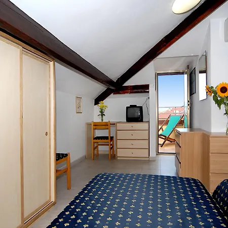 Delle Mimose Szálloda Diano Marina