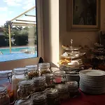 Delle Mimose Готель
