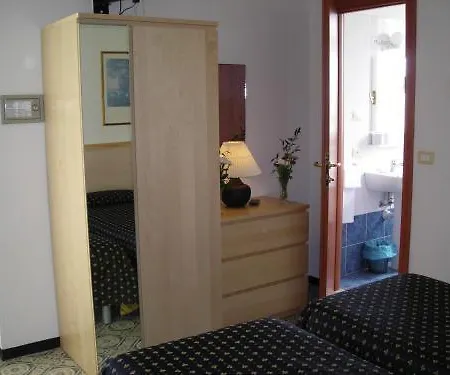 Hotell Delle Mimose 3*